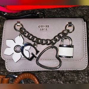 Guess grey/white small crossbody